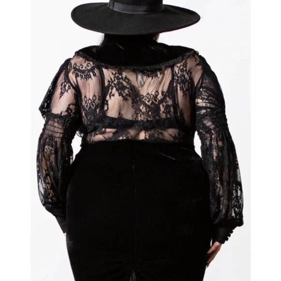 Killstar NWT Women's Size XXL Black Bite Tonight Gothic Lace Velvet Collar Top - Picture 2 of 16